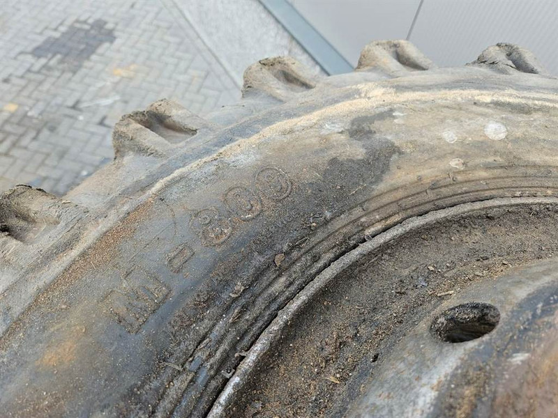 Neumáticos y llantas para Maquinaria de construcción Liebherr A924B-Athletik 10.00-20-Tire/Reifen/Band: foto 11