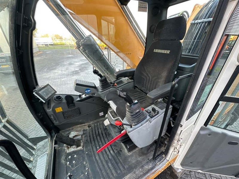 Manipulador de materiales para transporte de basura Liebherr LH 30 M: foto 12
