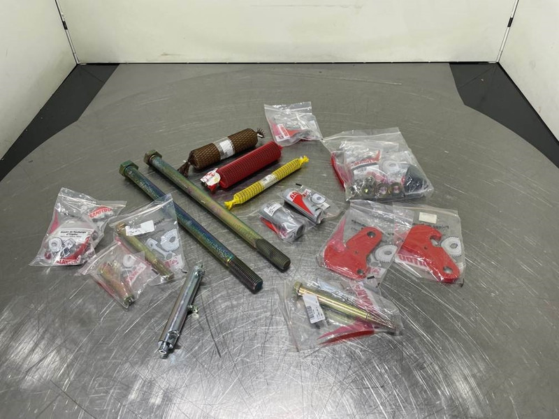 Manitou - Trailer hitch/Anhängerkupplung/Trekhaak - Bastidor/ Chasis para Maquinaria de construcción: foto 2 Manitou - Trailer hitch/Anhängerkupplung/Trekhaak - Bastidor/ Chasis para Maquinaria de construcción: foto 2