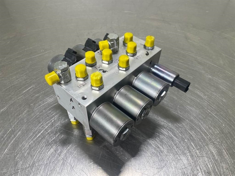 Mecalac 12MTX-6090401-Servo valve/Servoventil/Servoventiel - Hidráulica para Maquinaria de construcción: foto 4 Mecalac 12MTX-6090401-Servo valve/Servoventil/Servoventiel - Hidráulica para Maquinaria de construcción: foto 4