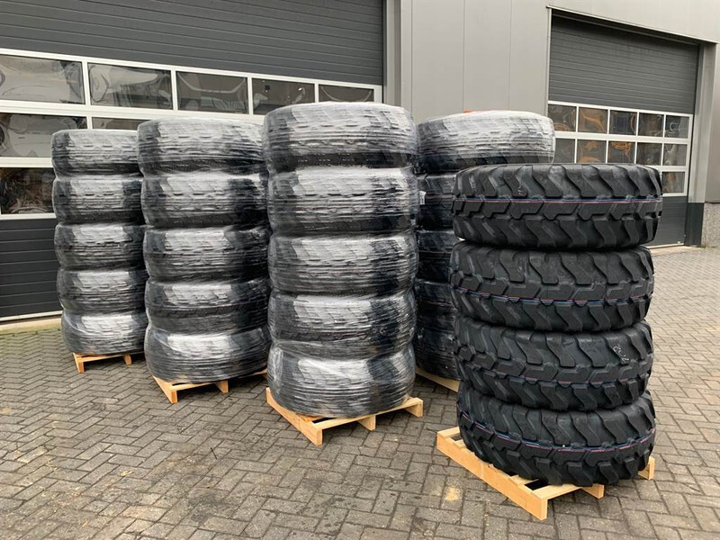 Mitas 405/70R18 (16/70R18) - Tyre/Reifen/Band - Neumático para Maquinaria de construcción: foto 1 Mitas 405/70R18 (16/70R18) - Tyre/Reifen/Band - Neumático para Maquinaria de construcción: foto 1