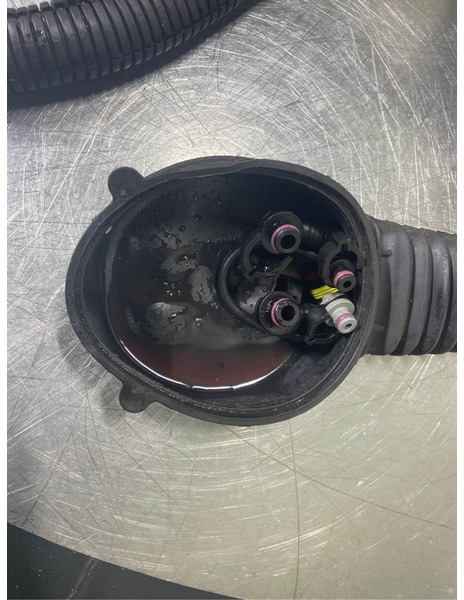 New Holland W110C-504374326-24V-Adblue - Motor para Maquinaria de construcción: foto 5 New Holland W110C-504374326-24V-Adblue - Motor para Maquinaria de construcción: foto 5