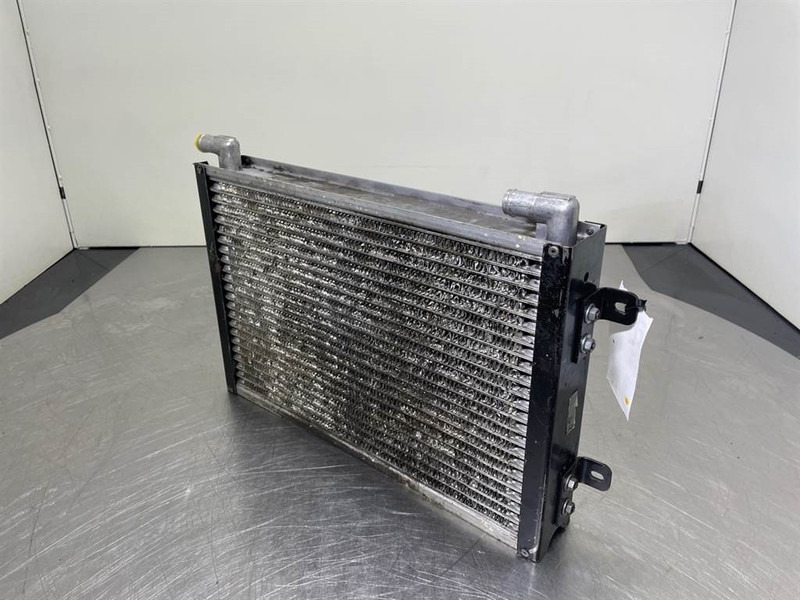 New Holland W110C - Cooler/Kühler/Koeler - Motor para Maquinaria de construcción: foto 5 New Holland W110C - Cooler/Kühler/Koeler - Motor para Maquinaria de construcción: foto 5