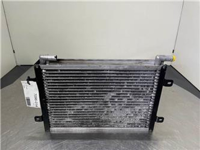 New Holland W110C - Cooler/Kühler/Koeler - Motor para Maquinaria de construcción: foto 1 New Holland W110C - Cooler/Kühler/Koeler - Motor para Maquinaria de construcción: foto 1