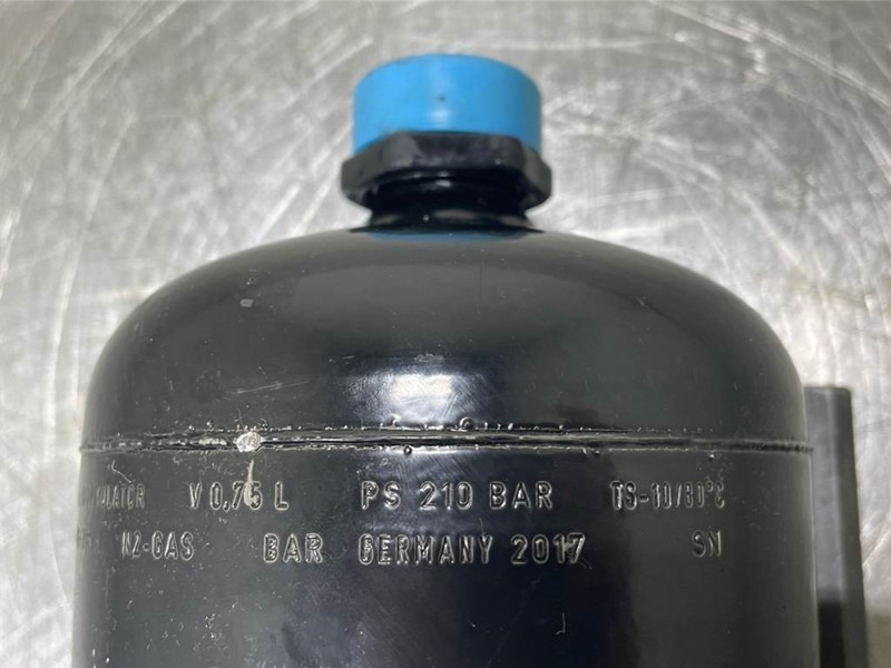 O & K L25.5-075-1315-053-611-Accumulator/Hydrospeicher - Hidráulica para Maquinaria de construcción: foto 5 O & K L25.5-075-1315-053-611-Accumulator/Hydrospeicher - Hidráulica para Maquinaria de construcción: foto 5