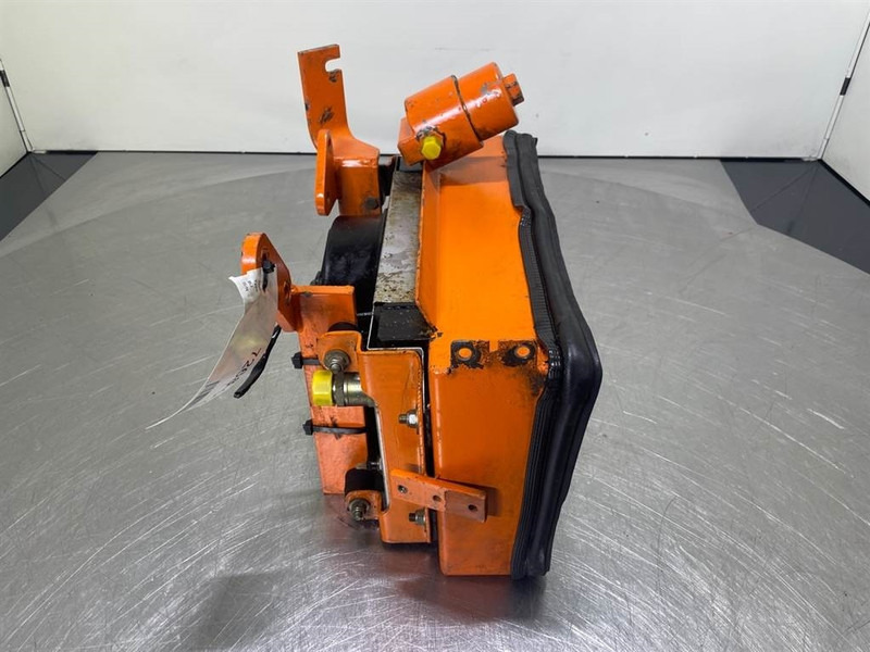 Schaeff - Cooler/Kühler/Koeler - Motor para Maquinaria de construcción: foto 2 Schaeff - Cooler/Kühler/Koeler - Motor para Maquinaria de construcción: foto 2