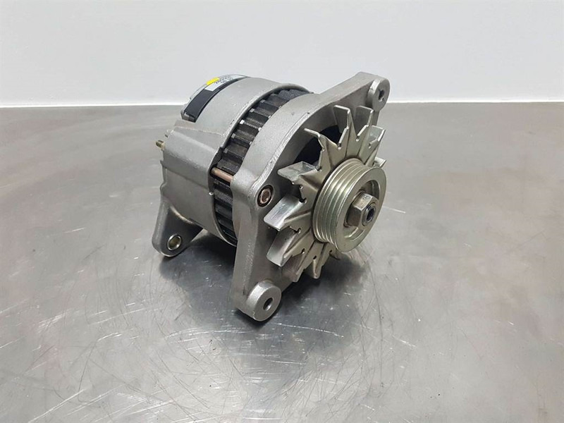 Terex Schaeff SKL833-14V 65A-Alternator/Lichtmaschine/Dynamo - Motor para Maquinaria de construcción: foto 1 Terex Schaeff SKL833-14V 65A-Alternator/Lichtmaschine/Dynamo - Motor para Maquinaria de construcción: foto 1