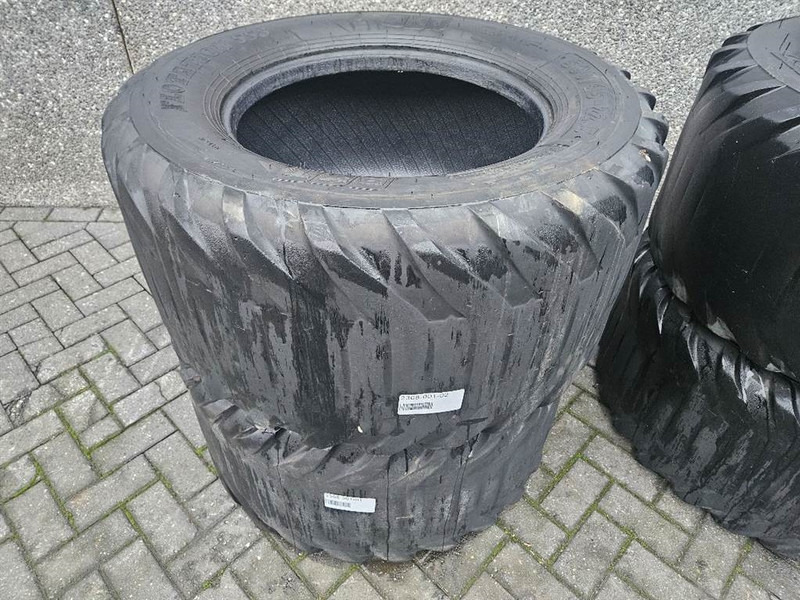 Volvo L25B-P-BKT 500/45-22.5-Tire/Reifen/Band - Neumáticos y llantas para Maquinaria de construcción: foto 2 Volvo L25B-P-BKT 500/45-22.5-Tire/Reifen/Band - Neumáticos y llantas para Maquinaria de construcción: foto 2