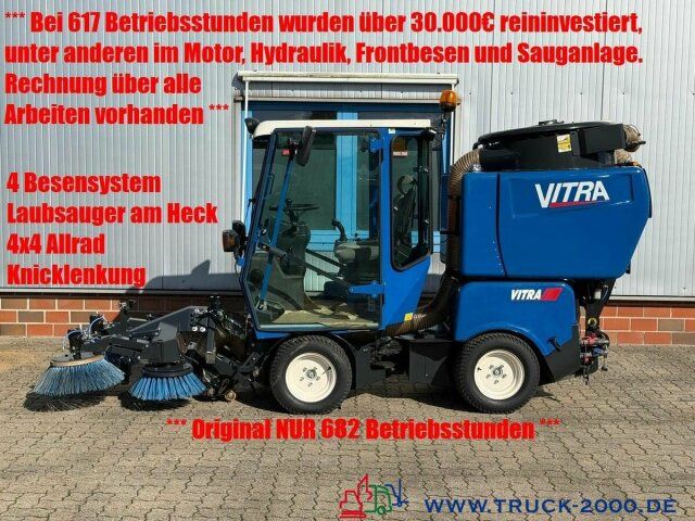 Iseki VITRA 2030 4x4 - 4 Besensystem Laubsauger - Barredora vial: foto 1 Iseki VITRA 2030 4x4 - 4 Besensystem Laubsauger - Barredora vial: foto 1