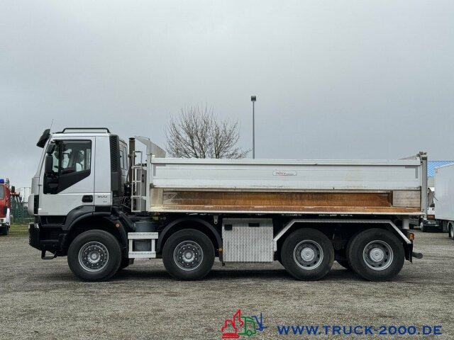 Iveco 340T50 Trakker 8x4 Bordmatik Links/Rechts/Hinten - Volquete camión: foto 4 Iveco 340T50 Trakker 8x4 Bordmatik Links/Rechts/Hinten - Volquete camión: foto 4