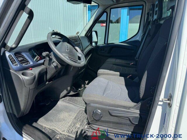 Iveco Daily Maxi 50C18 Autom Hoch & Lang 3Sitze 122Tkm - Furgón: foto 3 Iveco Daily Maxi 50C18 Autom Hoch & Lang 3Sitze 122Tkm - Furgón: foto 3