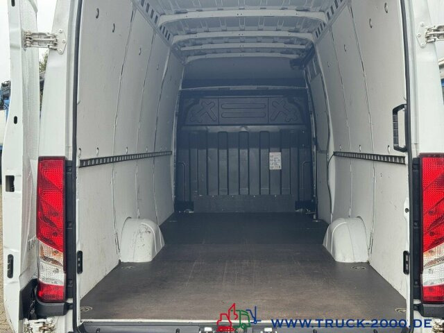 Iveco Daily Maxi Hoch & Lang Autom. 3 Sitze TÜV 01/27 - Furgón: foto 2 Iveco Daily Maxi Hoch & Lang Autom. 3 Sitze TÜV 01/27 - Furgón: foto 2