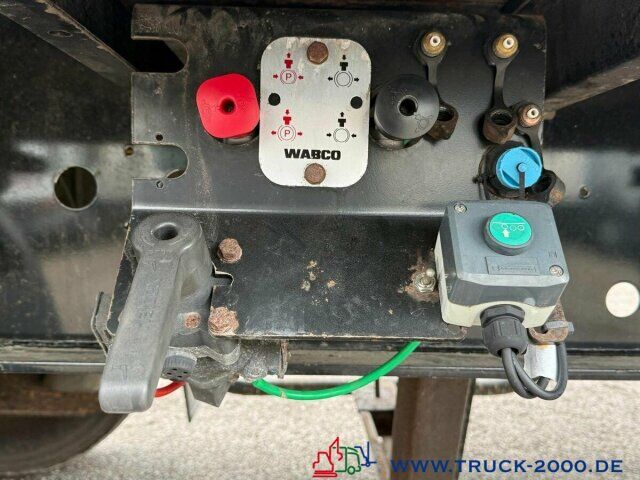 Kögel SN24 Edscha Schiebeverdeck Schiebeplane L. + R. - Semirremolque lona: foto 2 Kögel SN24 Edscha Schiebeverdeck Schiebeplane L. + R. - Semirremolque lona: foto 2