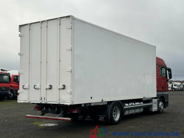 MAN TGX 18.360 BDF- Koffer XL Haus Standhzg 277TKM - Camión caja cerrada: foto 4 MAN TGX 18.360 BDF- Koffer XL Haus Standhzg 277TKM - Camión caja cerrada: foto 4