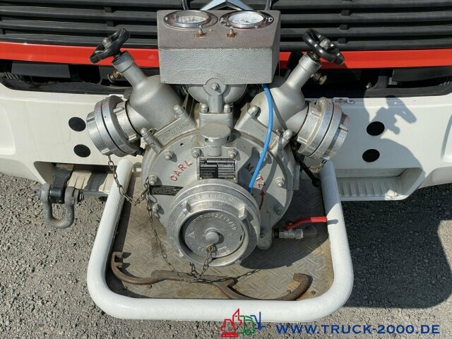 Mercedes-Benz 814 D Metz Feuerwehr inkl Löschpumpe 9 Sitzer - Furgoneta, Furgoneta combi: foto 3 Mercedes-Benz 814 D Metz Feuerwehr inkl Löschpumpe 9 Sitzer - Furgoneta, Furgoneta combi: foto 3