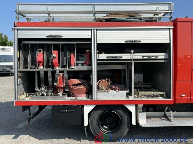 Mercedes-Benz 814 D Metz Feuerwehr inkl Löschpumpe 9 Sitzer - Furgoneta, Furgoneta combi: foto 5 Mercedes-Benz 814 D Metz Feuerwehr inkl Löschpumpe 9 Sitzer - Furgoneta, Furgoneta combi: foto 5