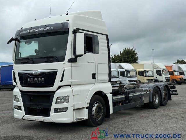 MAN TGX 26.480 XLX BDF Haus Bett Hub Multi Wechsler - Otros: foto 4 MAN TGX 26.480 XLX BDF Haus Bett Hub Multi Wechsler - Otros: foto 4