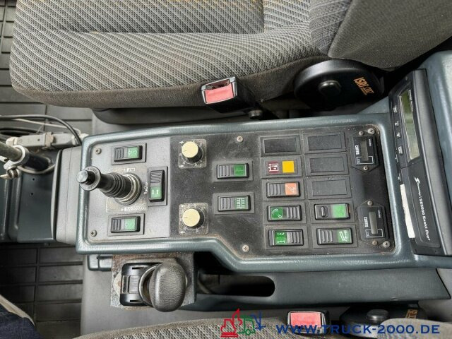 Multicar M30 6x4 3 Achsen Winterdienst Schild +Streuer - Vehículo comercial ligero: foto 5 Multicar M30 6x4 3 Achsen Winterdienst Schild +Streuer - Vehículo comercial ligero: foto 5