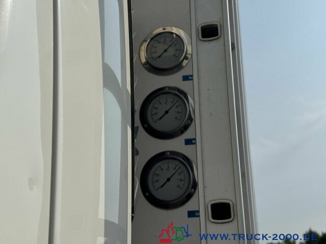 Volvo FE 18 280 3 Zonen Frisch- + Tiefkühler Carrier - Frigorífico camión: foto 4 Volvo FE 18 280 3 Zonen Frisch- + Tiefkühler Carrier - Frigorífico camión: foto 4