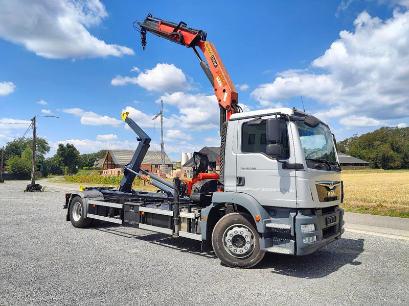 MAN TGM 18.290 4x2 Euro 6 + Crane Palfinger PK15500 - Multibasculante camión, Camión grúa: foto 2 MAN TGM 18.290 4x2 Euro 6 + Crane Palfinger PK15500 - Multibasculante camión, Camión grúa: foto 2