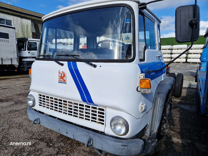 Bedford TK 1020 - Cabeza tractora: foto 4 Bedford TK 1020 - Cabeza tractora: foto 4