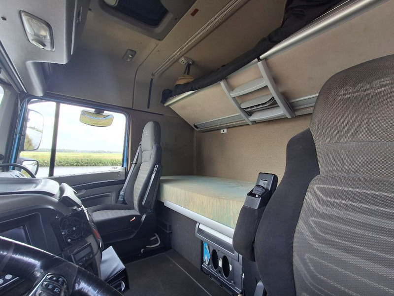 DAF XF105.460 - Cabeza tractora: foto 3 DAF XF105.460 - Cabeza tractora: foto 3