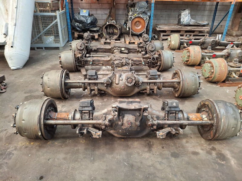 MAN KAT 8x8 complete AXLE SET - Eje y piezas: foto 5 MAN KAT 8x8 complete AXLE SET - Eje y piezas: foto 5