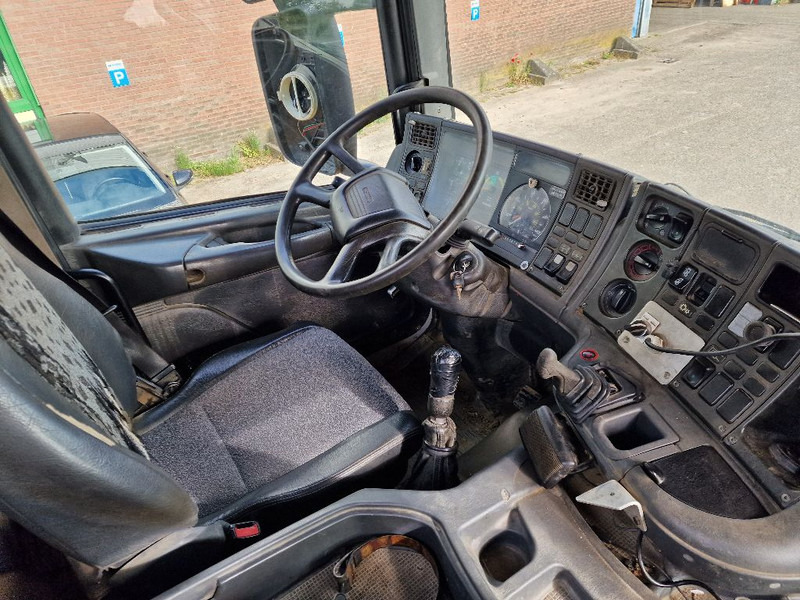 Scania P 124 CB 360 6x4 - Volquete camión: foto 3 Scania P 124 CB 360 6x4 - Volquete camión: foto 3