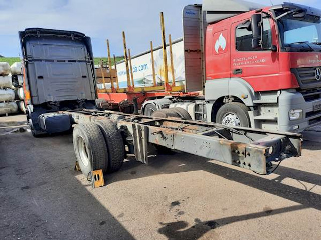 Scania R 114 LB 380 - Chasis camión: foto 4 Scania R 114 LB 380 - Chasis camión: foto 4