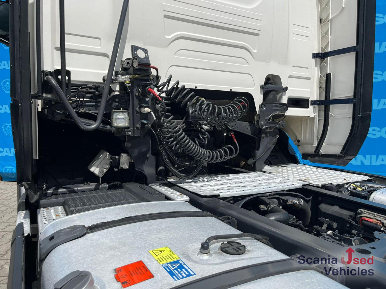 Cabeza tractora SCANIA R 450 A4x2EB RETARDER MEGA / VOLUME DIFF-L 8T PTOV: foto 15