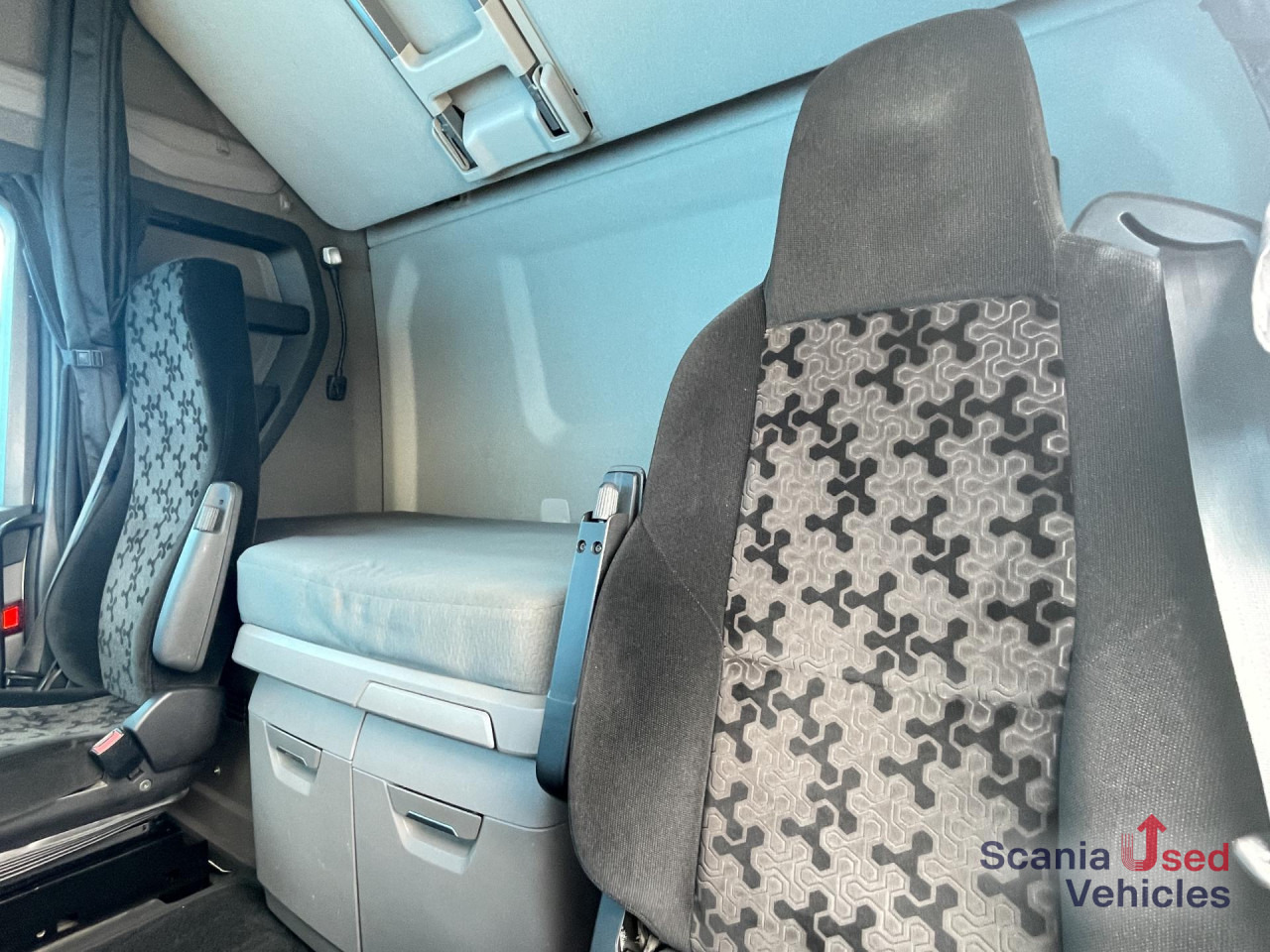 SCANIA S 450 A4X2NA RETARDER DIFF-L PARK AIRCO ACC - Cabeza tractora: foto 4 SCANIA S 450 A4X2NA RETARDER DIFF-L PARK AIRCO ACC - Cabeza tractora: foto 4