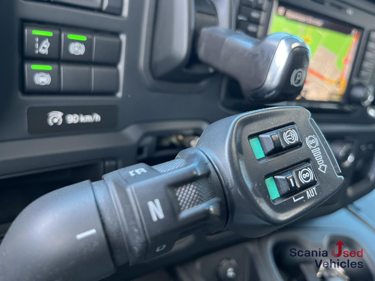 SCANIA P 320 B6x2*4NB RETARDER FULL AIR 8T 7.2x2.5x2.35M - Camión caja cerrada: foto 5 SCANIA P 320 B6x2*4NB RETARDER FULL AIR 8T 7.2x2.5x2.35M - Camión caja cerrada: foto 5