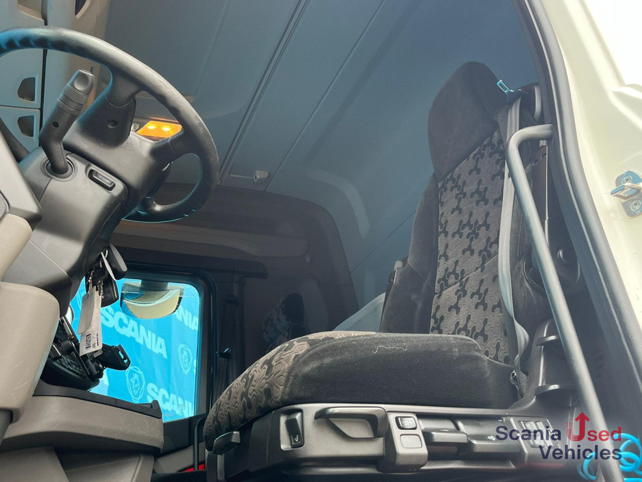 SCANIA R 410 B6x2*4NB LNG RETARDER FRIGO CHEREAU 765x250x - Frigorífico camión: foto 3 SCANIA R 410 B6x2*4NB LNG RETARDER FRIGO CHEREAU 765x250x - Frigorífico camión: foto 3