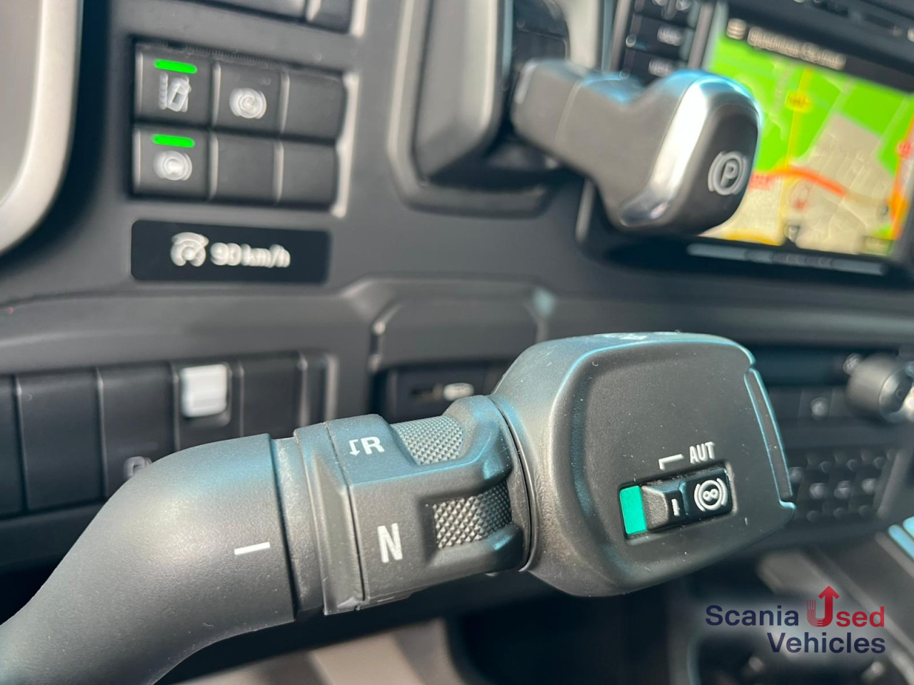 SCANIA R 410 B6x2*4NB LNG RETARDER FRIGO CHEREAU 765x250x - Frigorífico camión: foto 5 SCANIA R 410 B6x2*4NB LNG RETARDER FRIGO CHEREAU 765x250x - Frigorífico camión: foto 5