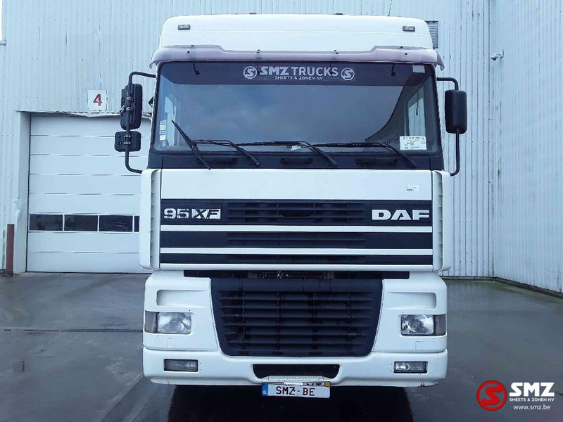 DAF 95 XF 480 Spacecab intarder - Cabeza tractora: foto 2 DAF 95 XF 480 Spacecab intarder - Cabeza tractora: foto 2