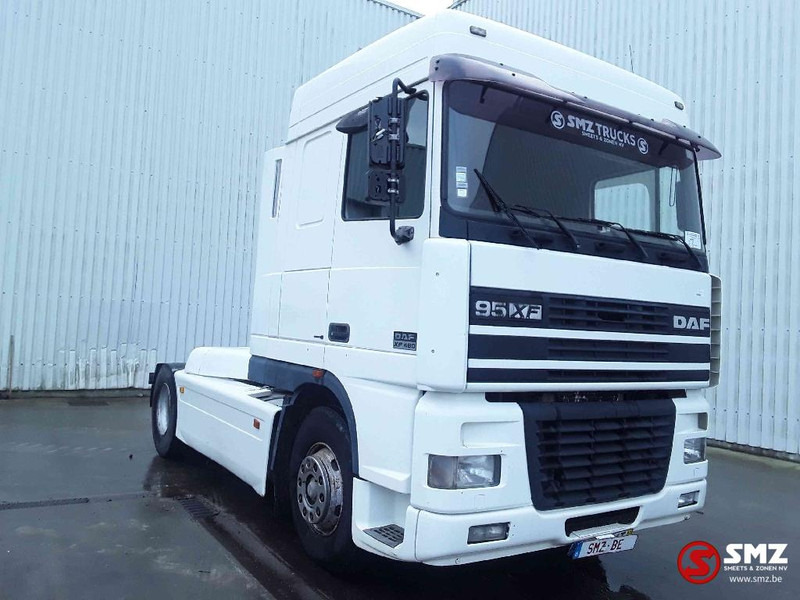 DAF 95 XF 480 Spacecab intarder - Cabeza tractora: foto 1 DAF 95 XF 480 Spacecab intarder - Cabeza tractora: foto 1