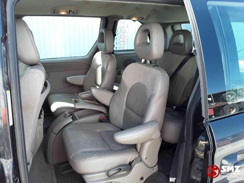 Coche Chrysler Voyager tdi: foto 10