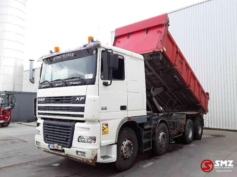 DAF 95 XF 430 8x4 lames steel - Volquete camión: foto 3 DAF 95 XF 430 8x4 lames steel - Volquete camión: foto 3