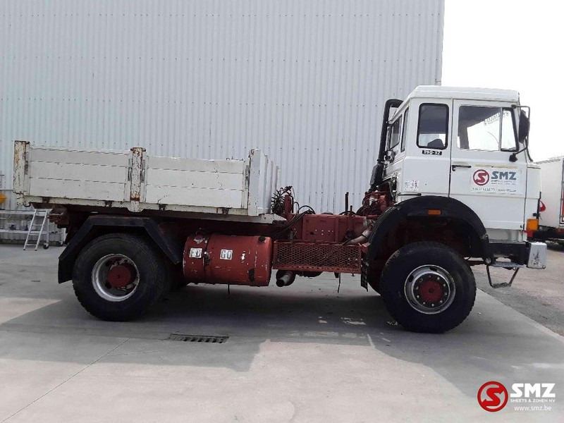 Iveco Magirus 190.32 4x4 tractor french -francais - Camión caja abierta: foto 4 Iveco Magirus 190.32 4x4 tractor french -francais - Camión caja abierta: foto 4