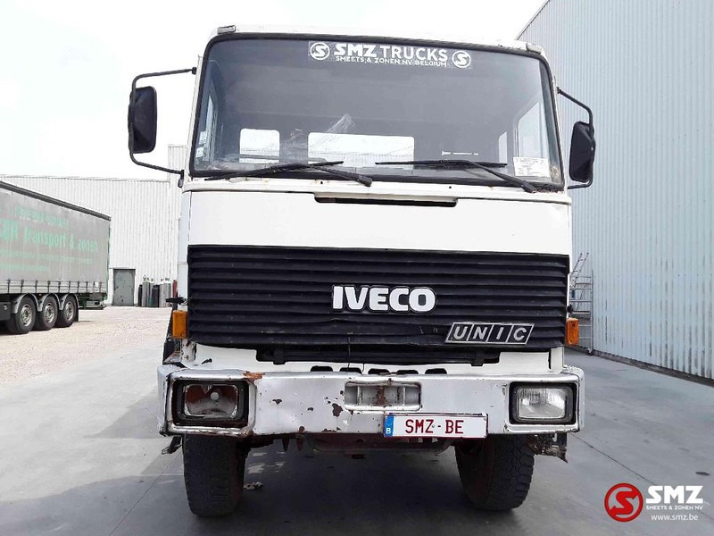 Iveco Magirus 190.32 4x4 tractor french -francais - Camión caja abierta: foto 2 Iveco Magirus 190.32 4x4 tractor french -francais - Camión caja abierta: foto 2