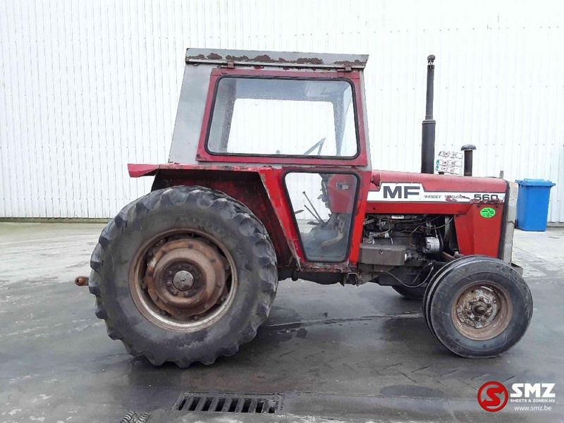 Massey Ferguson 560 - Tractor: foto 4 Massey Ferguson 560 - Tractor: foto 4