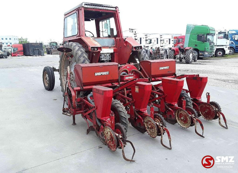 Tractor Massey Ferguson 595: foto 12 Tractor Massey Ferguson 595: foto 12