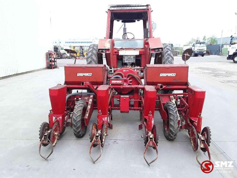 Tractor Massey Ferguson 595: foto 11 Tractor Massey Ferguson 595: foto 11