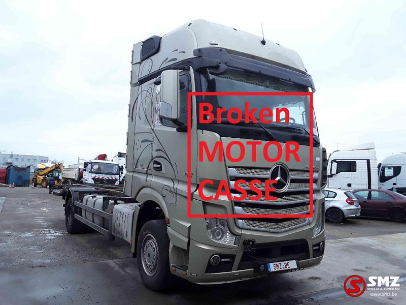 Mercedes-Benz Actros 1851 motor KO broken casse - Portacontenedore/ Intercambiable camión: foto 1 Mercedes-Benz Actros 1851 motor KO broken casse - Portacontenedore/ Intercambiable camión: foto 1