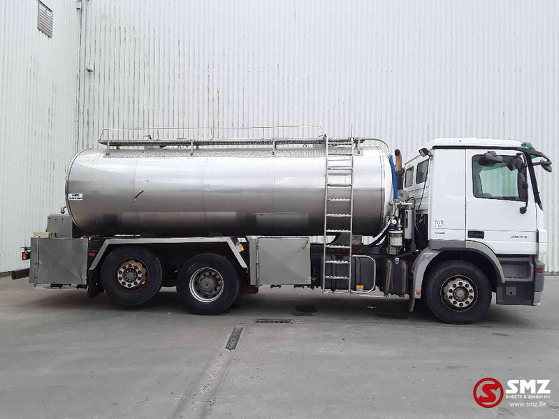 Mercedes-Benz Actros 2544 inox tank - 15.000 liter - retarder - Cisterna camión: foto 4 Mercedes-Benz Actros 2544 inox tank - 15.000 liter - retarder - Cisterna camión: foto 4