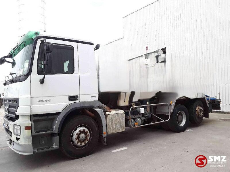 Mercedes-Benz Actros 2544 retarder 2 pedale AP achse - Chasis camión: foto 5 Mercedes-Benz Actros 2544 retarder 2 pedale AP achse - Chasis camión: foto 5