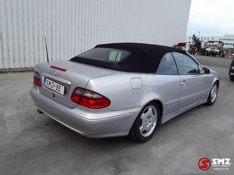 Coche Mercedes-Benz CLK-Klasse 200: foto 10
