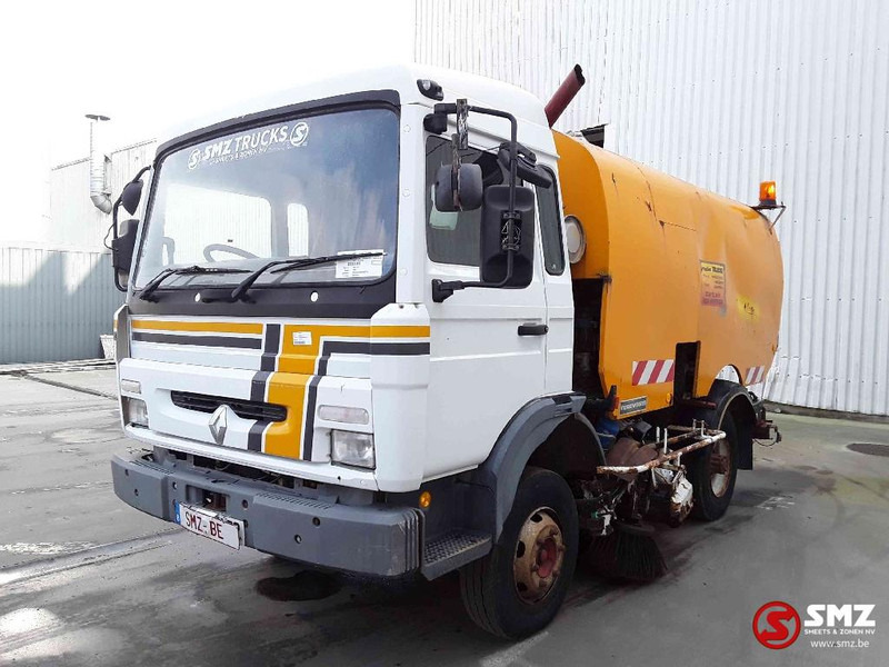 Renault - Barredora vial: foto 3 Renault - Barredora vial: foto 3