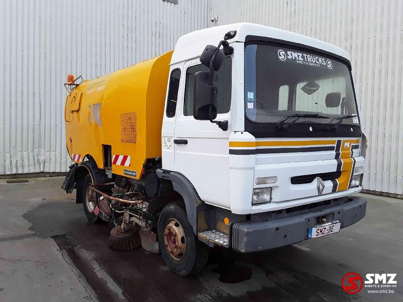 Renault - Barredora vial: foto 1 Renault - Barredora vial: foto 1