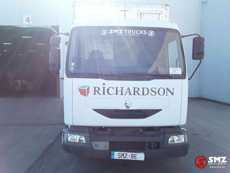 Renault Midlum 150 - Camión caja cerrada: foto 2 Renault Midlum 150 - Camión caja cerrada: foto 2